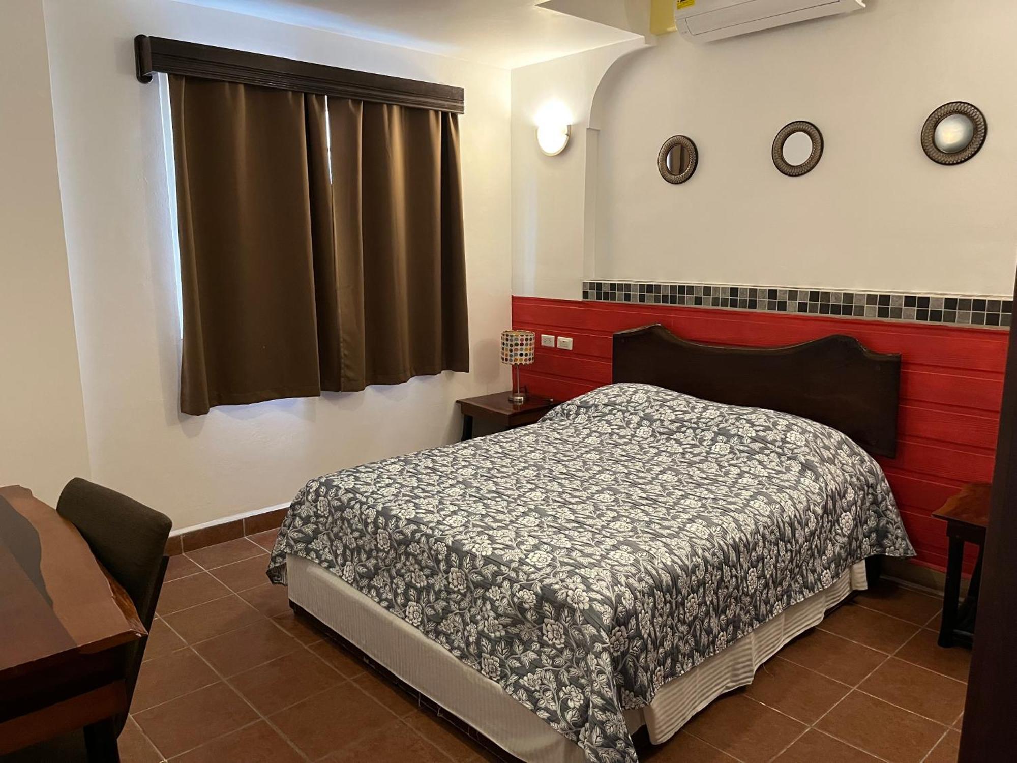 Easy Inn Hotel Белиз-Сити Экстерьер фото